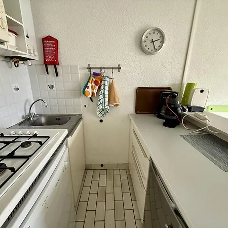 Apartment Proche Plage, Piscine, Parking A Cap D'agde - Fr-1-723-173