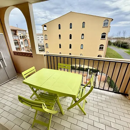 Apartment Proche Plage, Piscine, Parking A Cap D'agde - Fr-1-723-173 *